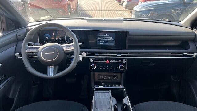 O241H03929_18.webp_TUCSON NX4 GO Czech! 1,6 T-GDI 110 kW