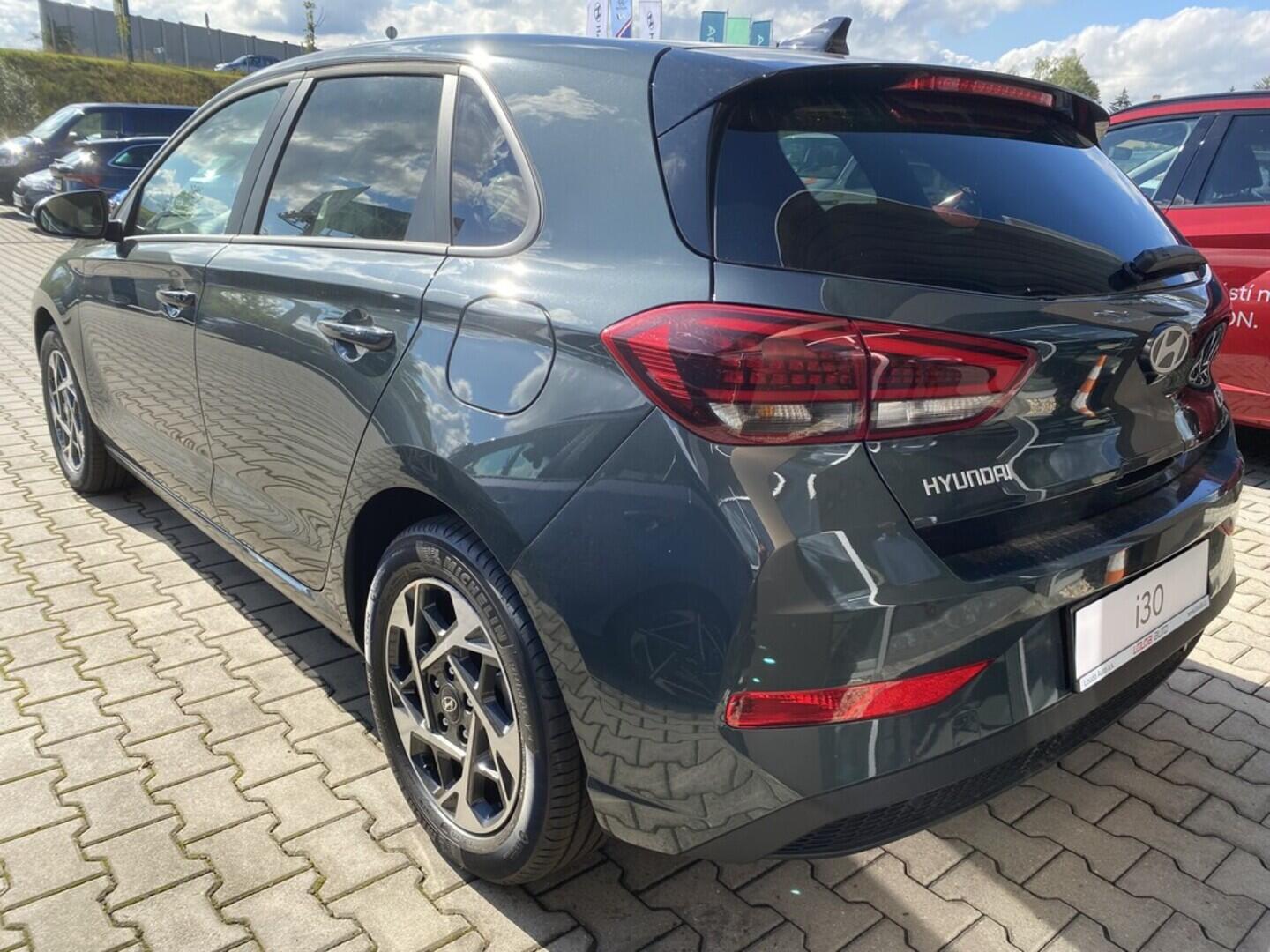 O241H03932_16.webp_i30 HB PD PE Comfort 1,5i 70 kW