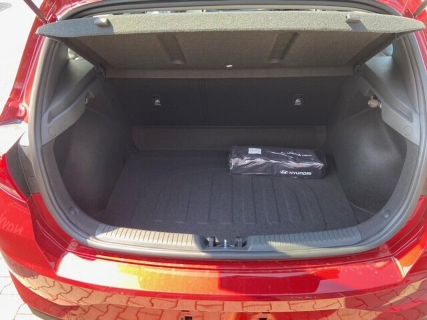 O241H03933_16.webp_i30 HB PD PE Comfort 1,5i 70 kW