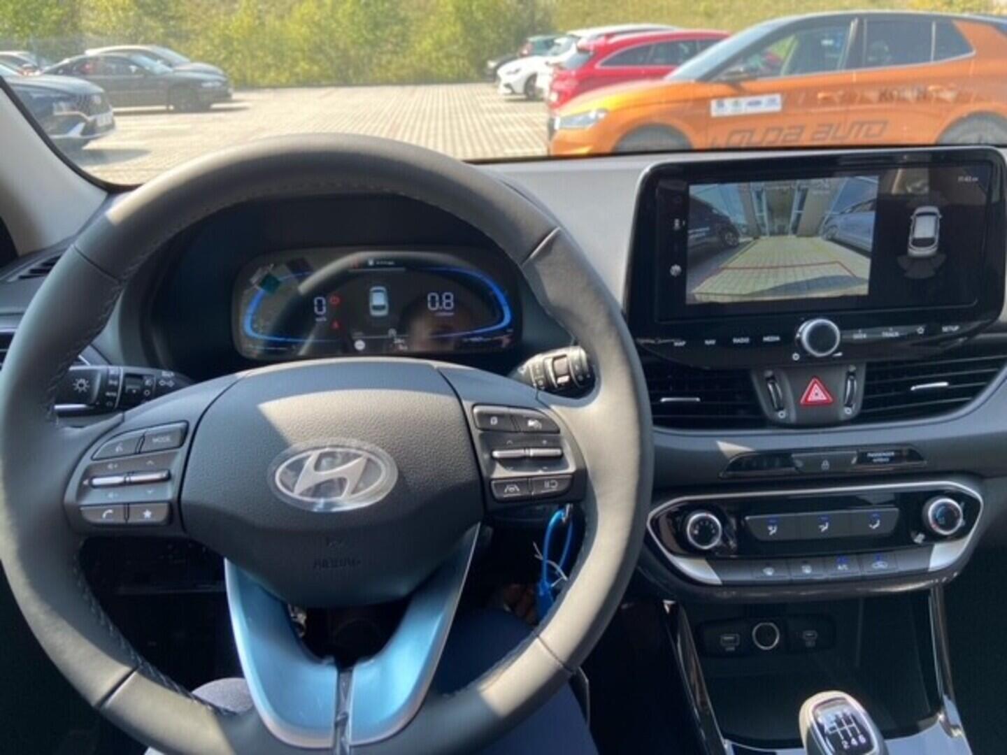 O241H03933_18.webp_i30 HB PD PE Comfort 1,5i 70 kW