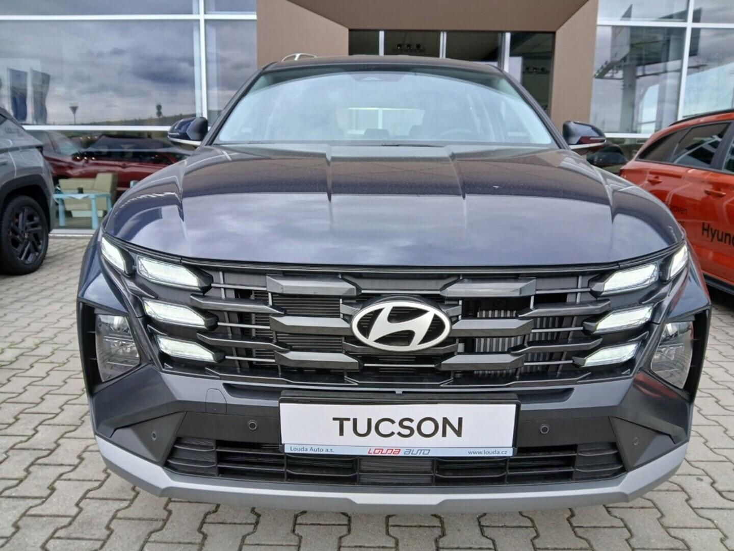 O241H03938_11.webp_TUCSON MY25 Comfort 1,6 T-GDI 118 kW 6 M 1,6 T-GDI 118 kW