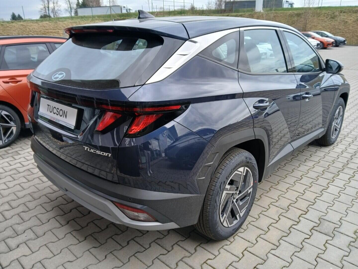 O241H03938_13.webp_TUCSON MY25 Comfort 1,6 T-GDI 118 kW 6 M 1,6 T-GDI 118 kW