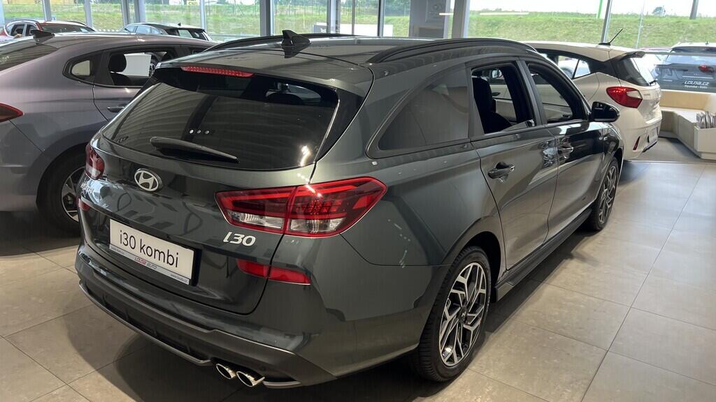 O241H03940_16.webp_i30 WG PD PE N Line 1,5i 70 kW