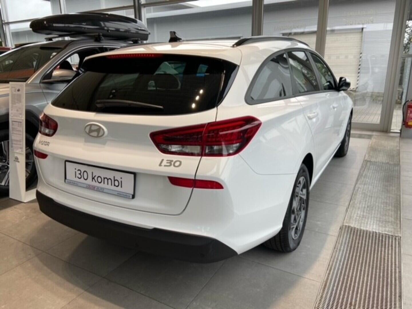 O241H03961_12.webp_i30 WG MY25 GO 1,5i MT 1,5i 70 kW  