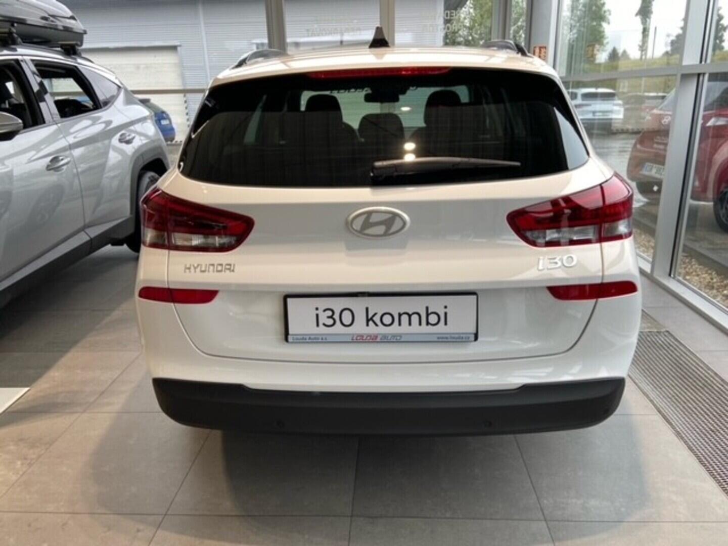 O241H03961_13.webp_i30 WG MY25 GO 1,5i MT 1,5i 70 kW  