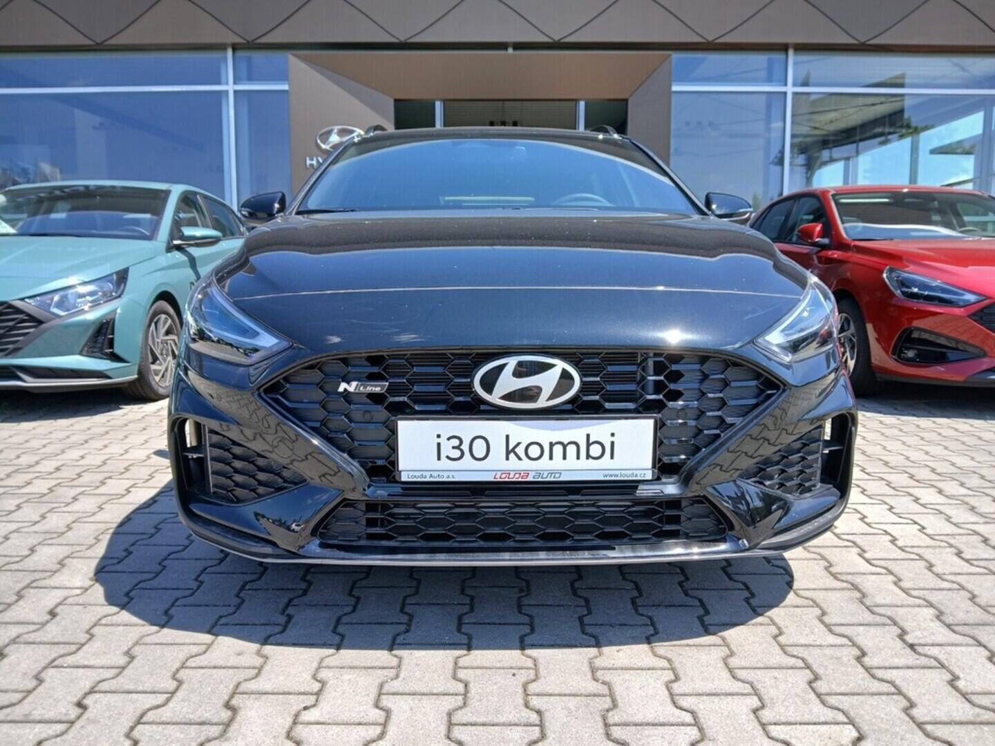 O241H03962_11.webp_i30 WG PD PE NLINE  1,5 T-GDI MHEV 103 kW  