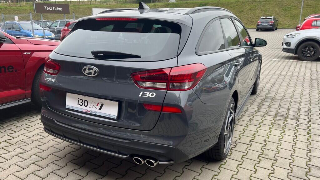 O241H03968_15.webp_i30 WG PD PE -NLINE 1,5 T-GDI MHEV 103 kW