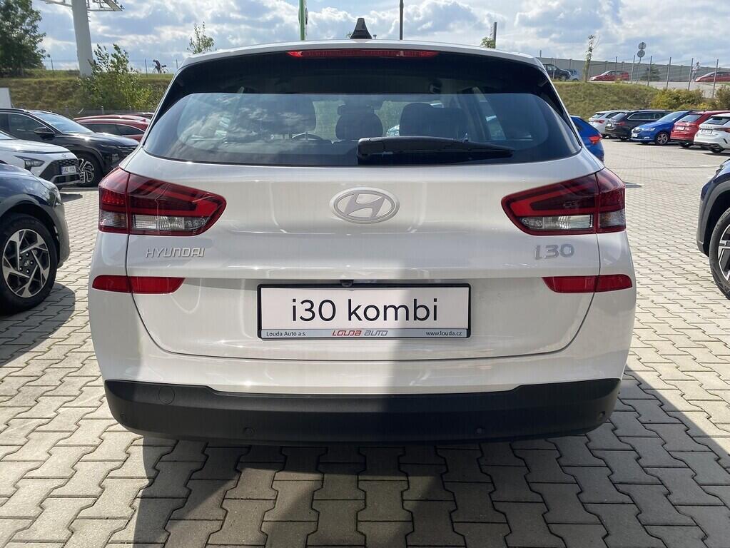 O241H03973_15.webp_i30 WG MY23 Comfort 1,0 T-GDI 74 kW