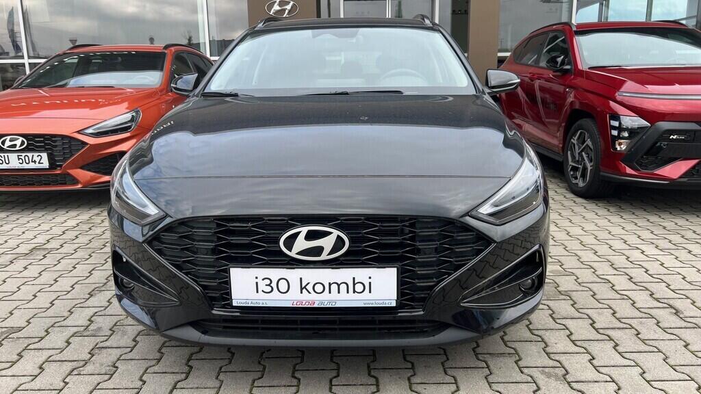 O241H03976_11.webp_i30 WG PD PE Smart Climate 1,0 T-GDI 74  1,0 T-GDI 74 kW