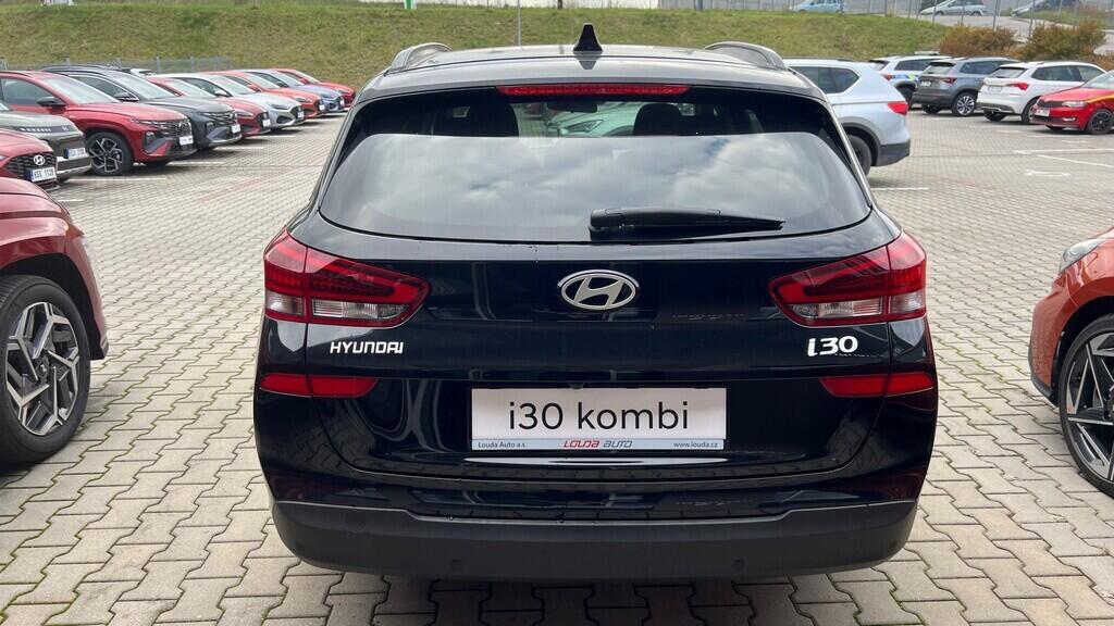 O241H03976_14.webp_i30 WG PD PE Smart Climate 1,0 T-GDI 74  1,0 T-GDI 74 kW