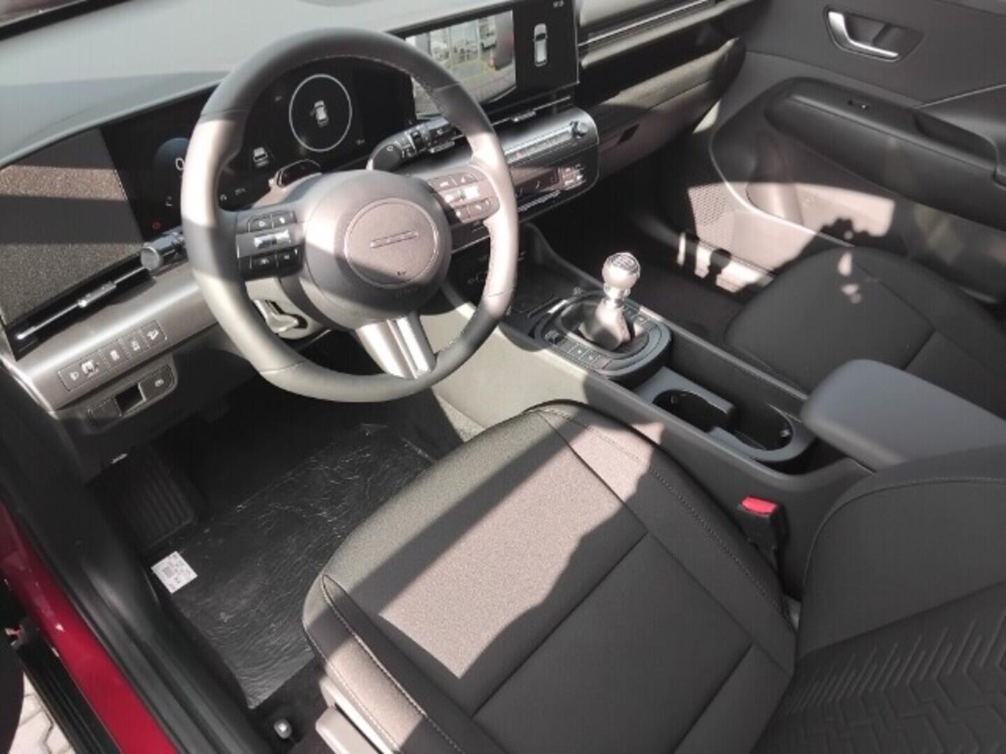 O241H03987_18.webp_KONA SX2 Smart 1,0 T-GDI 85 kW