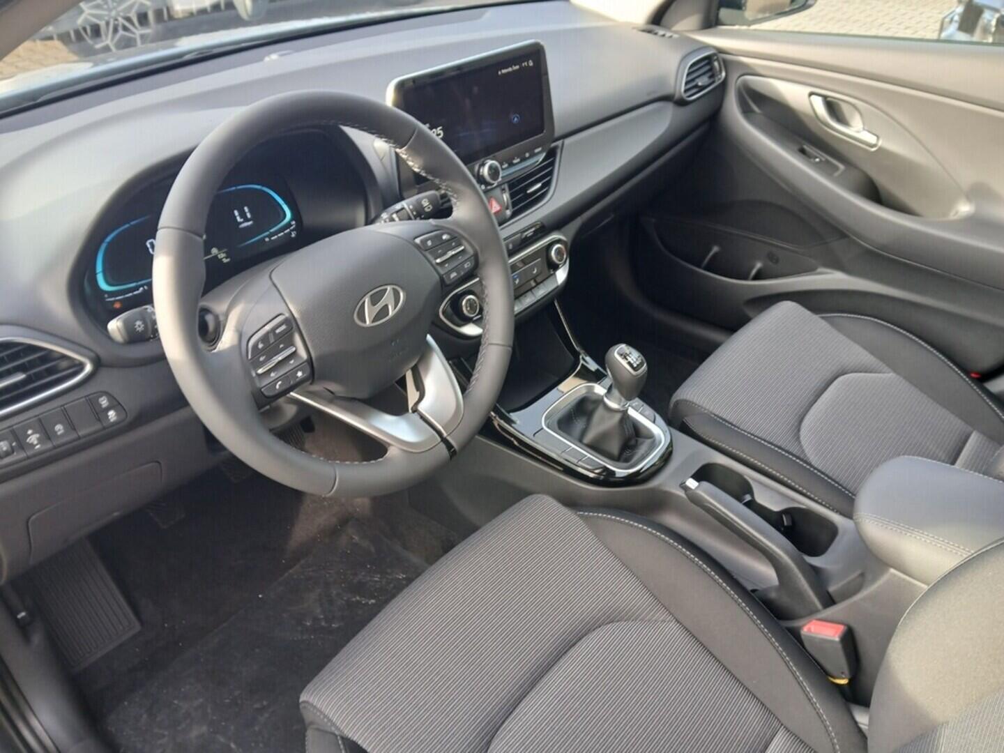 O241H04016_17.webp_i30 WG PD PE Smart 1,0 T-GDI 85 kW