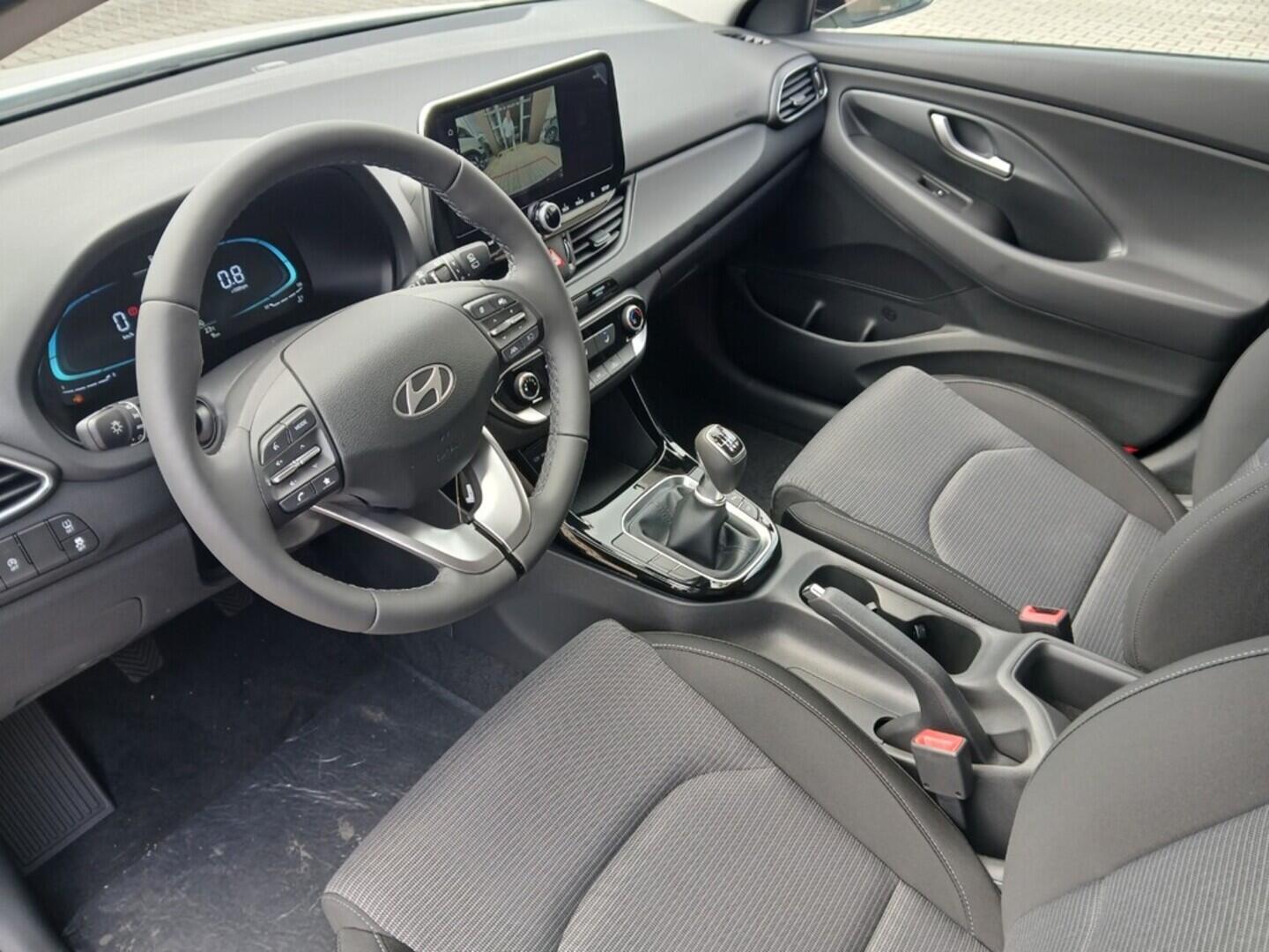 O241H04017_17.webp_i30 HB PD PE Comfort 1,0 T-GDI 85 kW