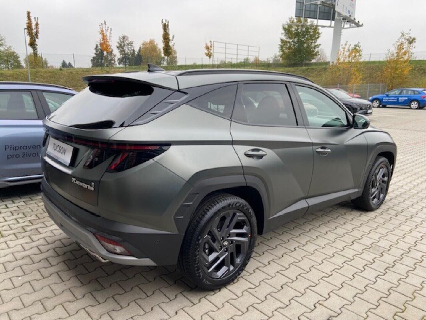 O241H04028_16.webp_TUCSON PHEV NX4 20 Years Luxury 1,6 T-GDI PHEV 185 kW