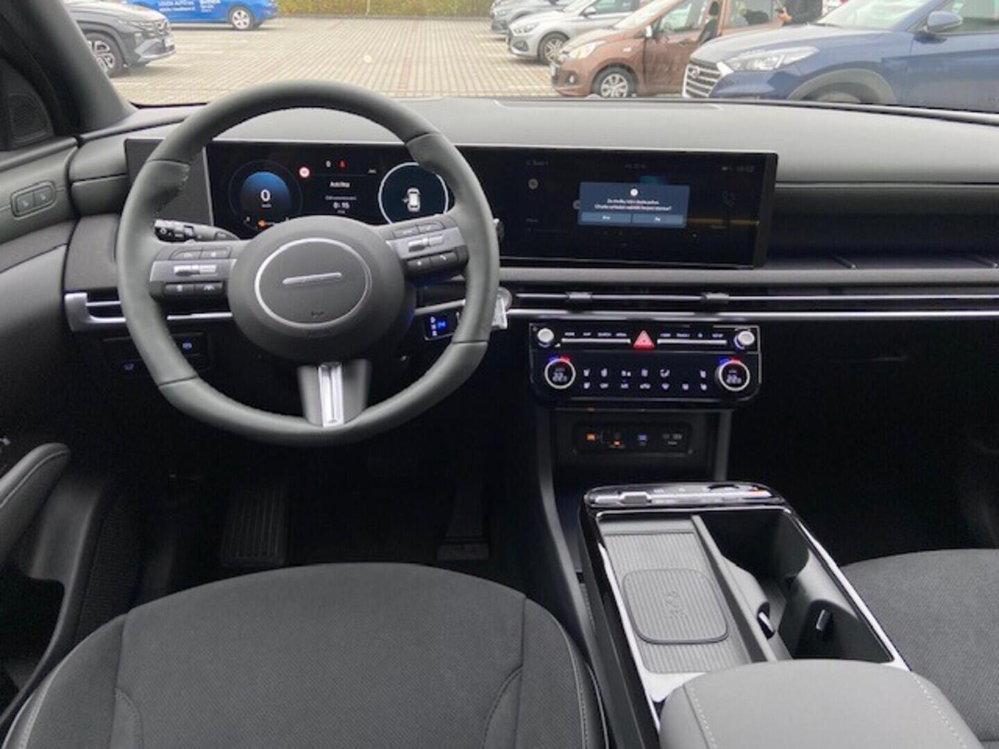 O241H04028_20.webp_TUCSON PHEV NX4 20 Years Luxury 1,6 T-GDI PHEV 185 kW