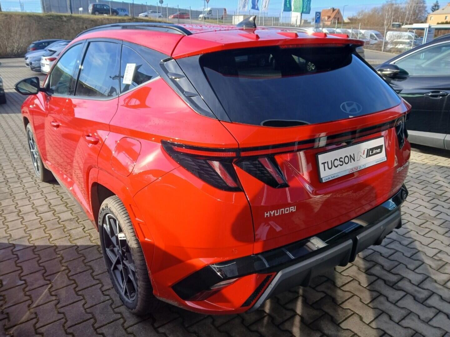 O241H04033_15.webp_TUCSON NX4 N Line Style 1,6 T-GDI 118 kW