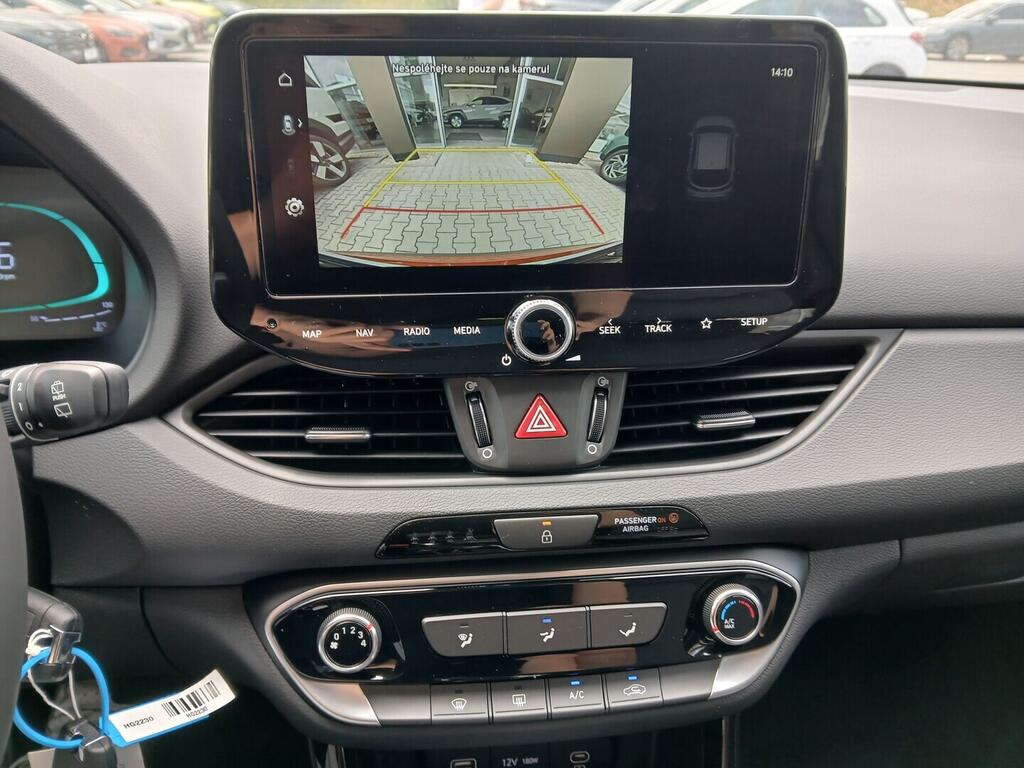 O241H04045_16.webp_I30 26 WG 1,6 T-GDI DCT GO CZECH 1110 kW