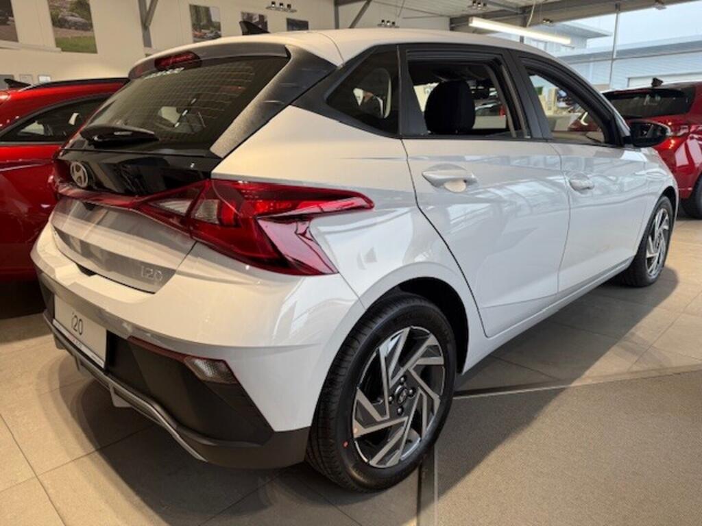 O241H04051_13.webp_I20 26 1,0 TGDI DCT GO 66 kW