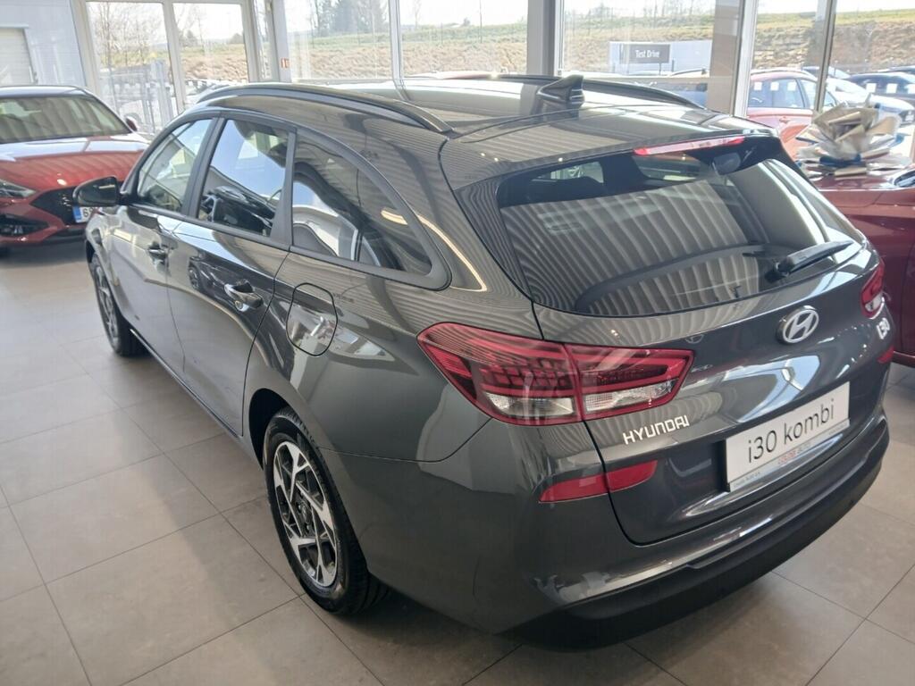 O241H04059_15.webp_i30 WG PD PE GO Czech! 1,6 T-GDI 110 kW