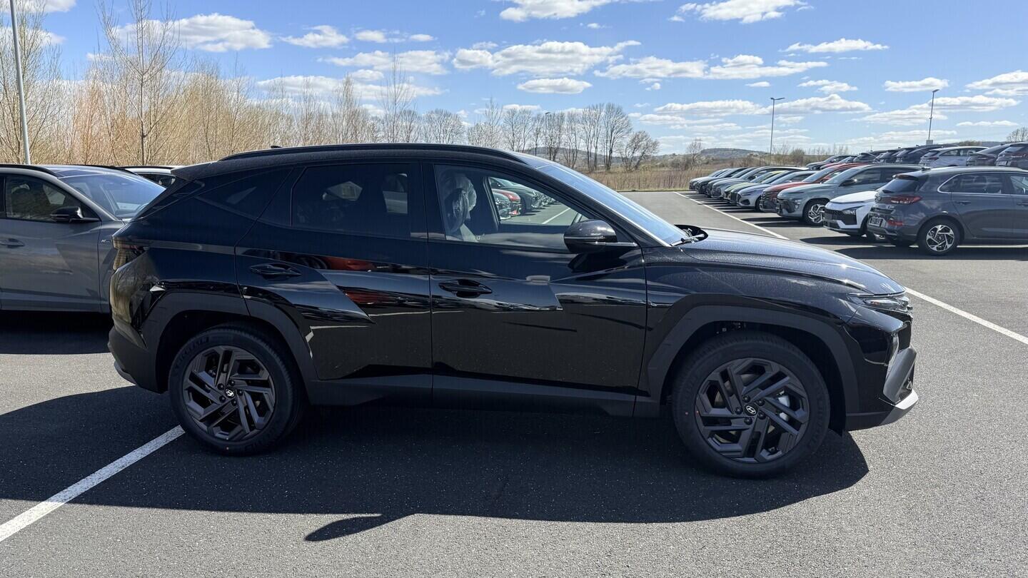 O241H04093_12.webp_TUCSON 26 1.6 T-GDI 2WD DCT GO CZECH PLUS