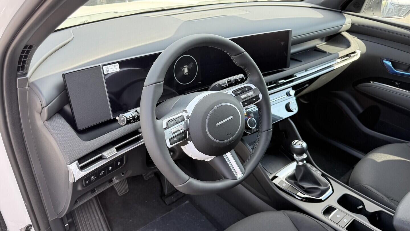 O241H04109_16.webp_TUCSON 26 1.6 T-GDI 110 kW 2WD MT GO CZECH PLUS