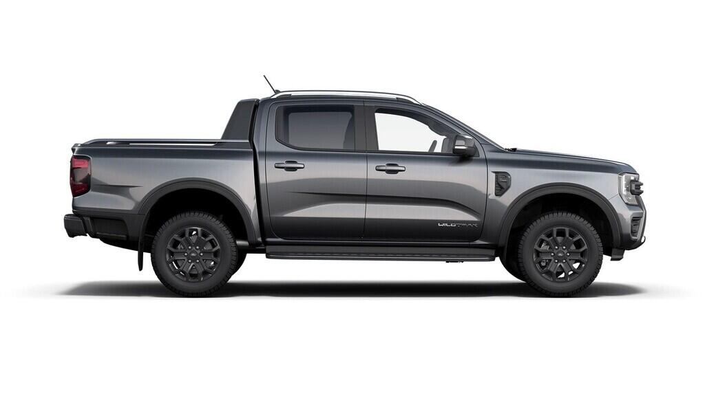 O251002938_17.webp_Ranger Double Cab 2,3 EcoBoost Hybrid (PHEV) 205 kW