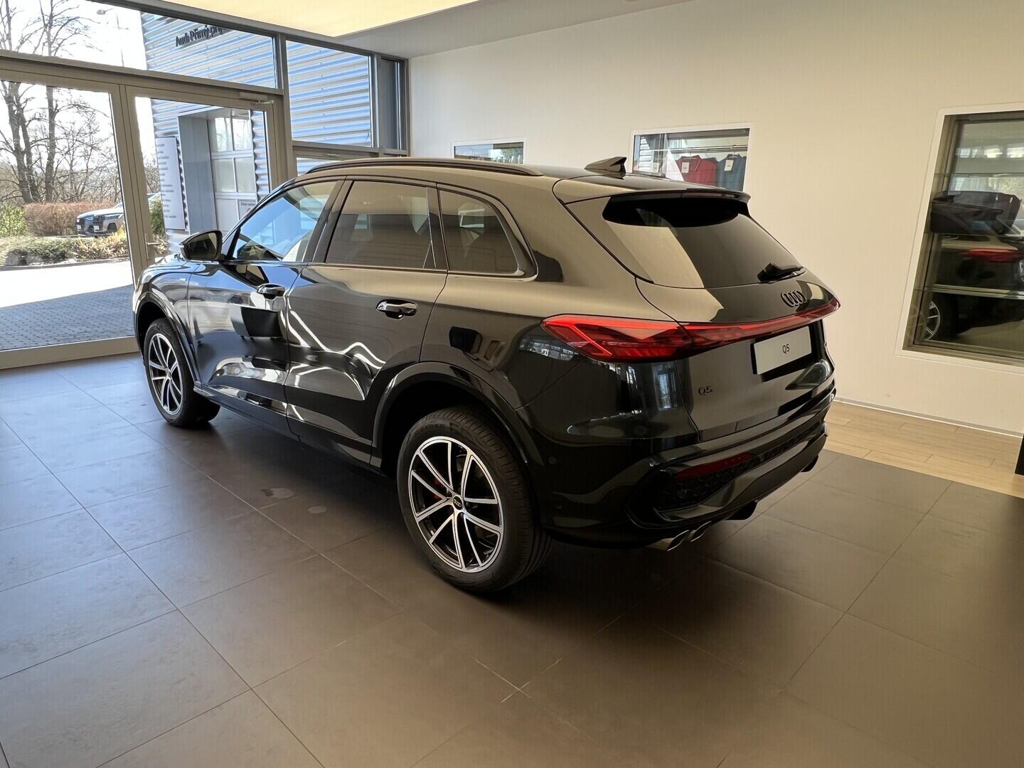 O531001419_11.webp_Q5 S-line 40 TDI quattro STR 150 kW