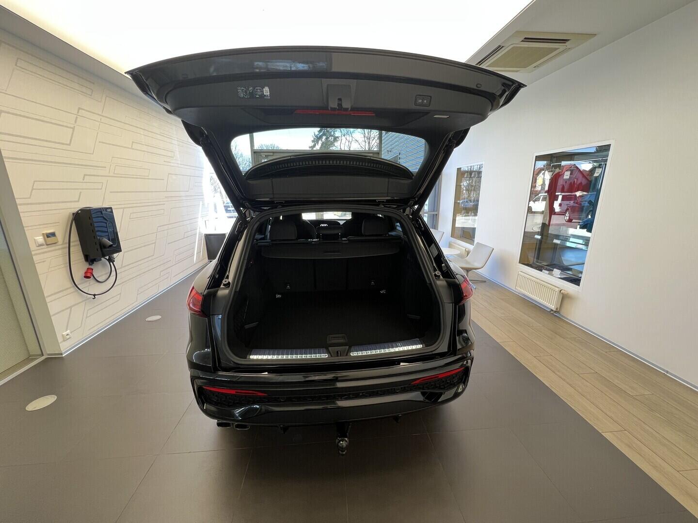 O531001419_16.webp_Q5 S-line 40 TDI quattro STR 150 kW