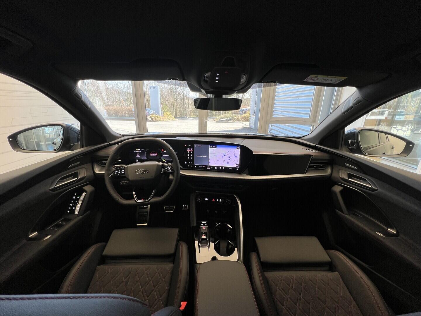 O531001419_18.webp_Q5 S-line 40 TDI quattro STR 150 kW