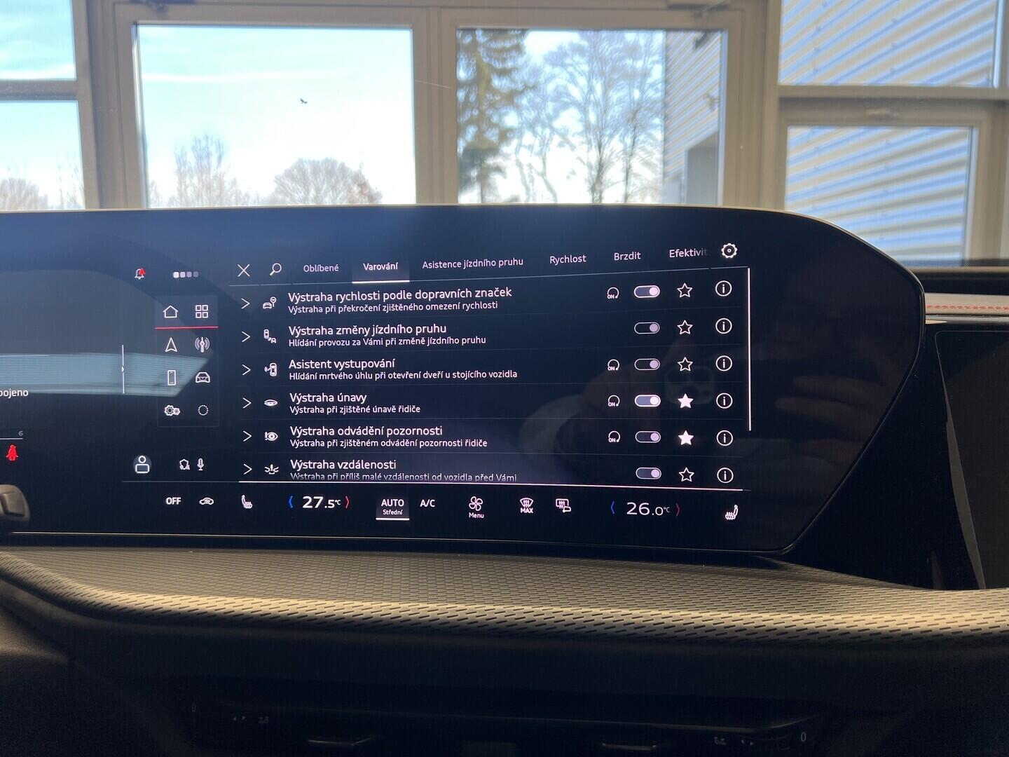 O531001419_22.webp_Q5 S-line 40 TDI quattro STR 150 kW