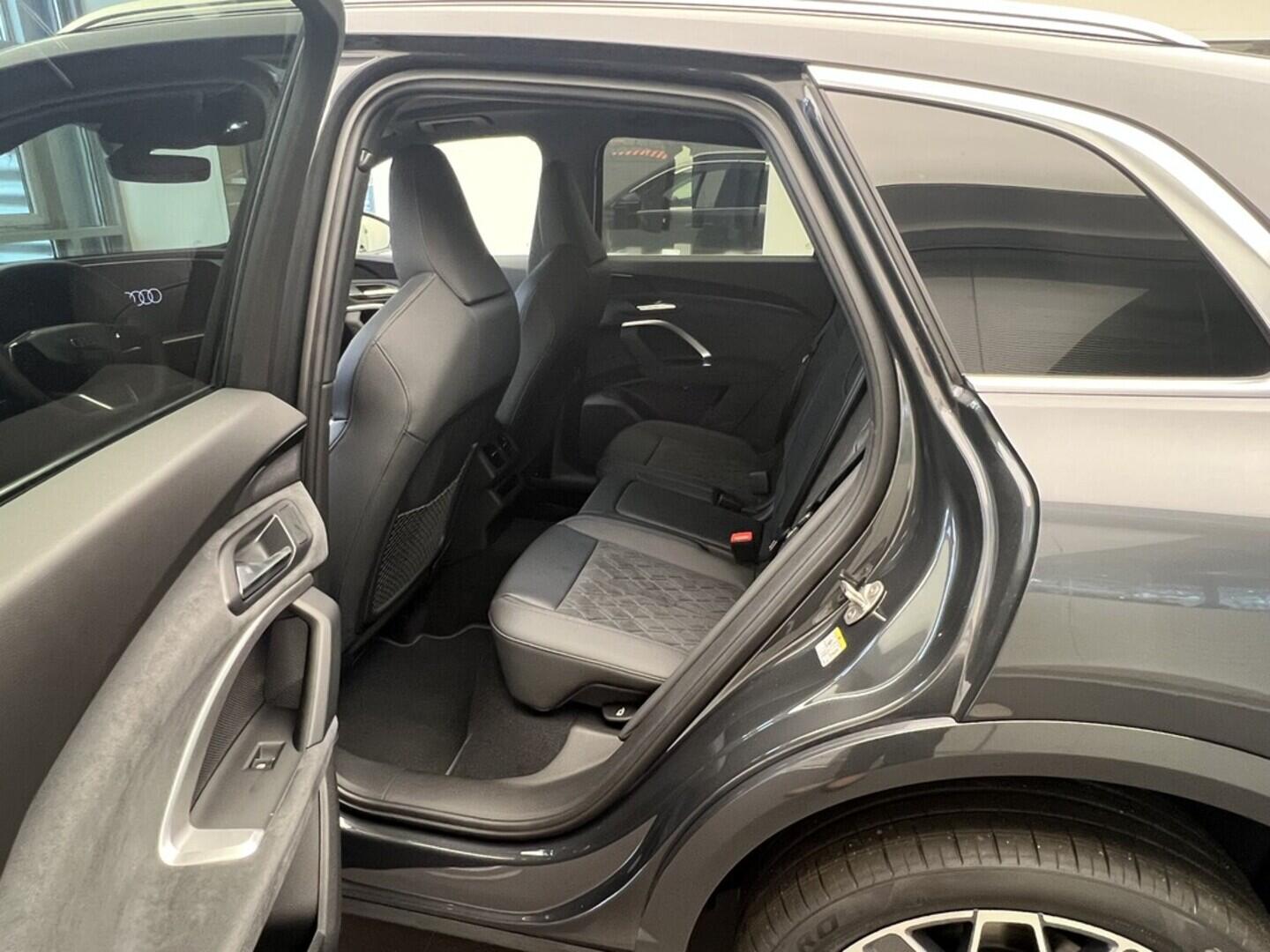 O531001421_16.webp_Q5  TDI quattro STR 150 kW