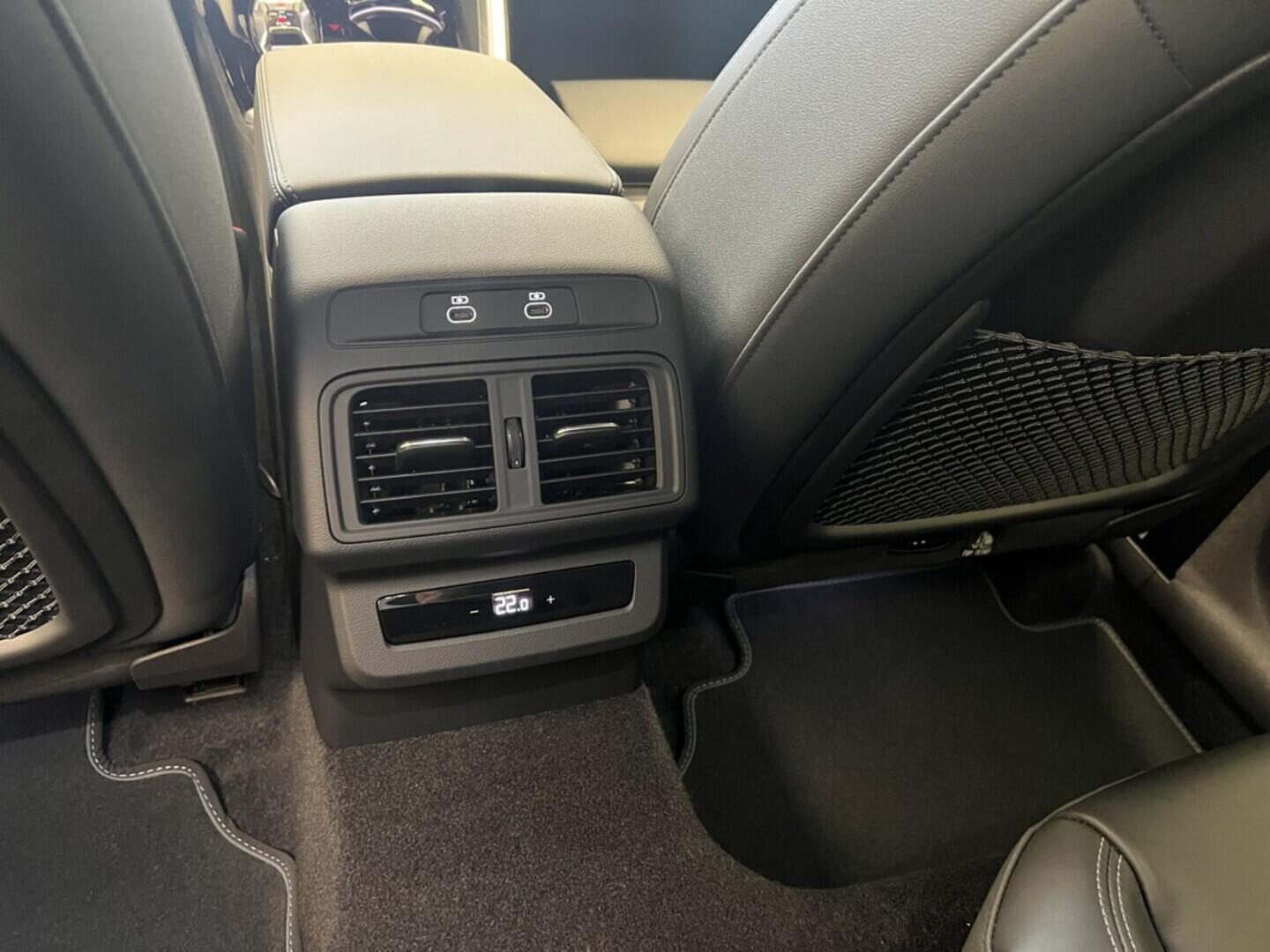O531001421_22.webp_Q5  TDI quattro STR 150 kW
