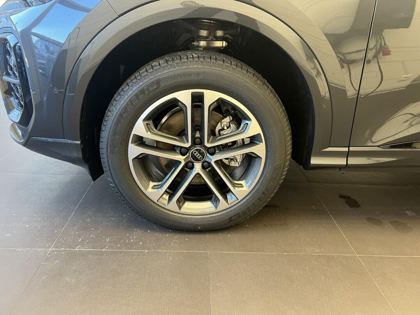 O531001500_14.webp_Q5 TFSI quattro 150 kW