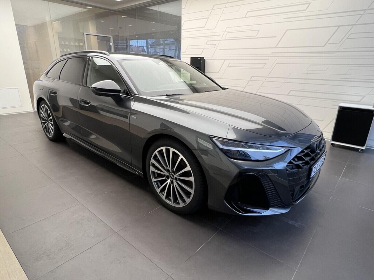 O531001503_13.webp_A6 Avant quattro e-hybrid 270 kW