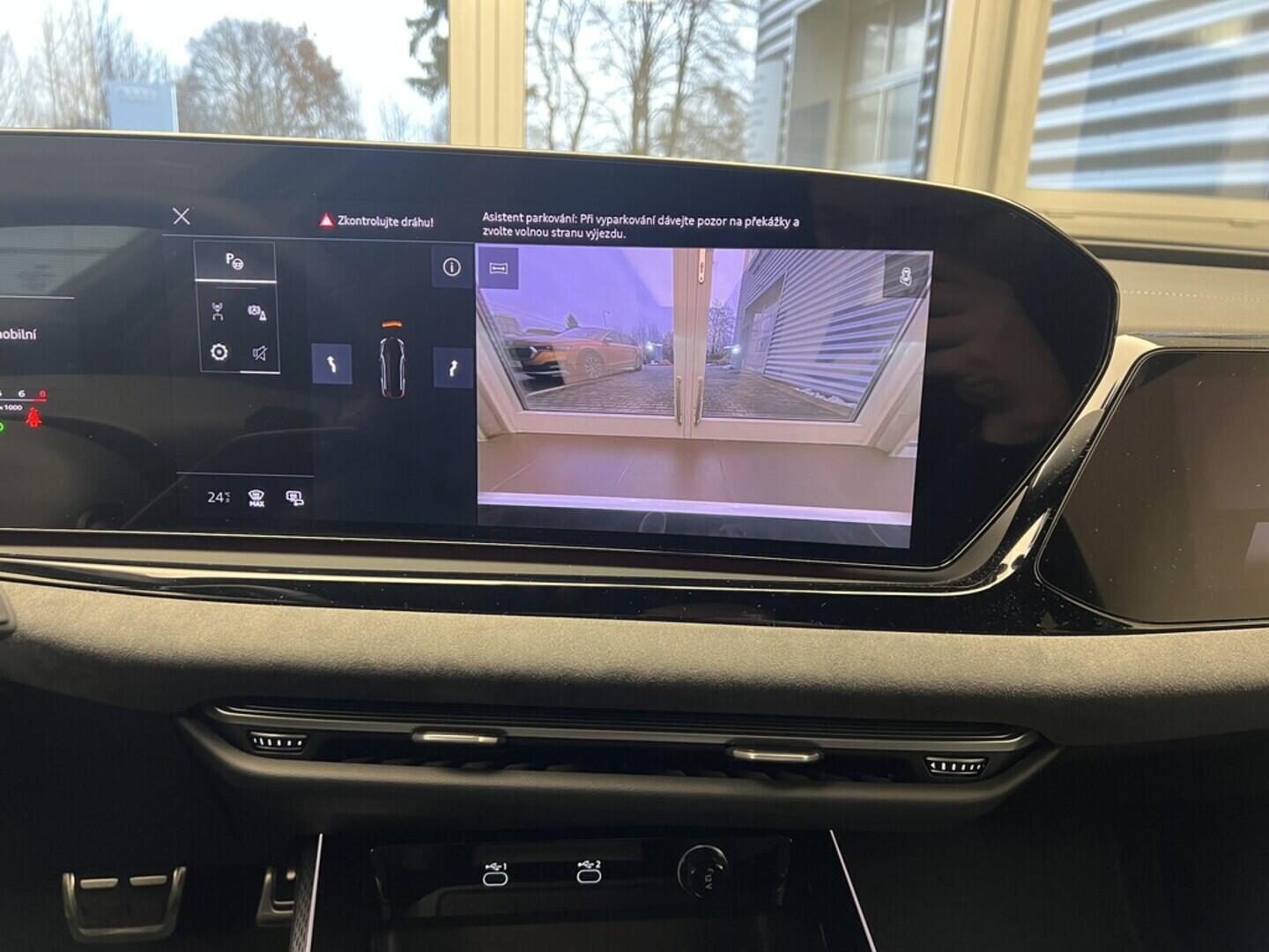 O531001503_19.webp_A6 Avant quattro e-hybrid 270 kW