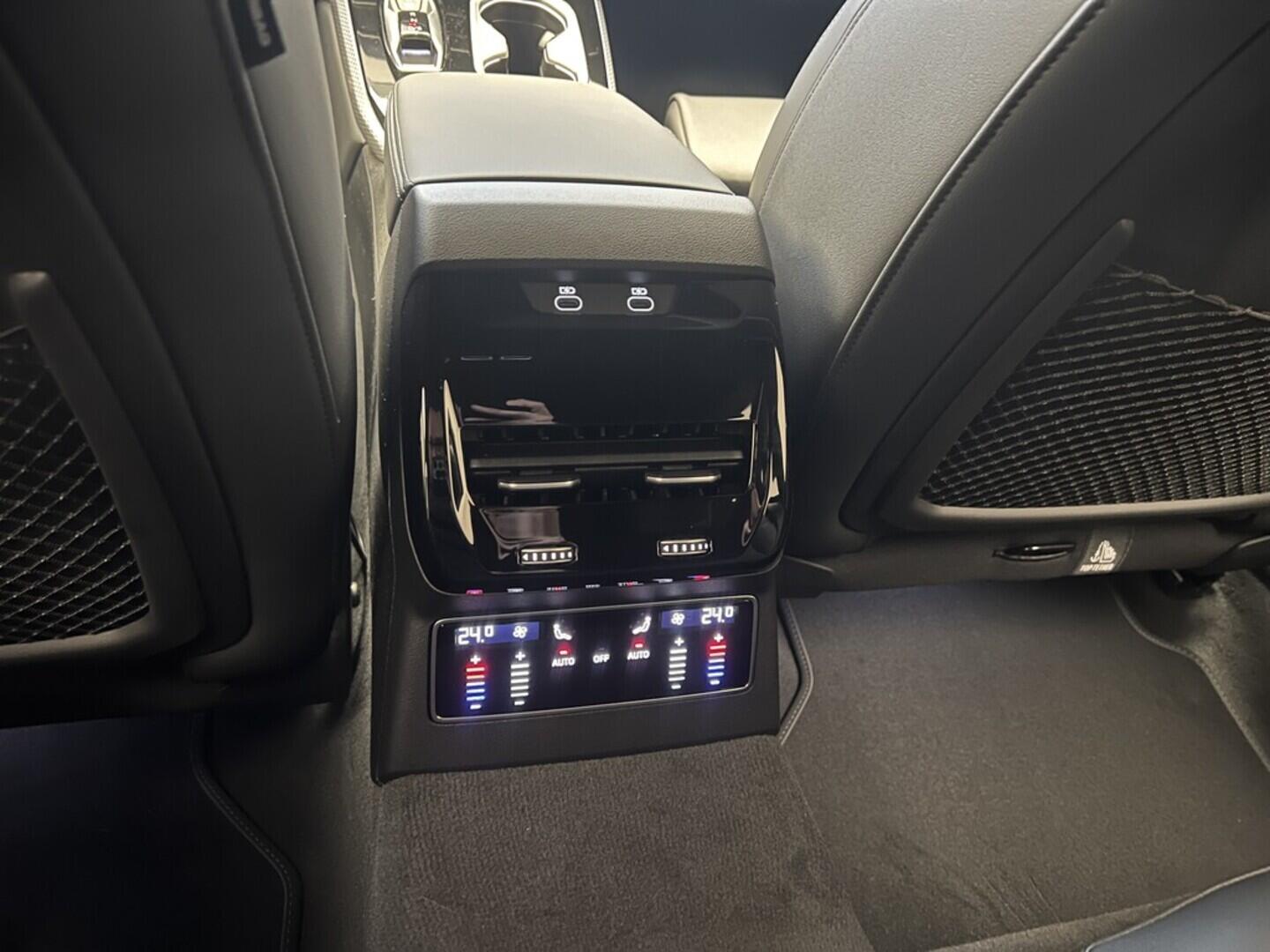 O531001503_29.webp_A6 Avant quattro e-hybrid 270 kW