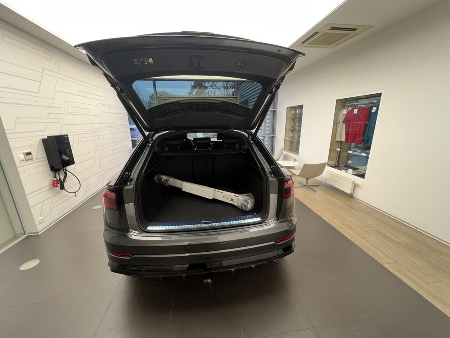 O531001514_17.webp_Q8 TDI quattro 210 kW