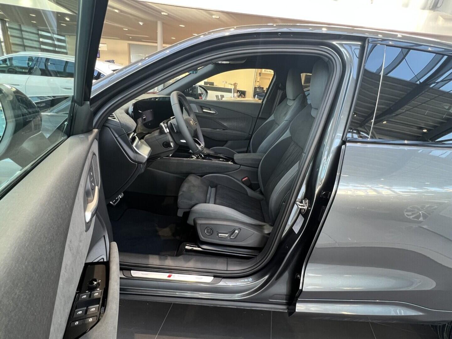 O531001522_15.webp_Q3 SB S line quattro TFSI 195 kW