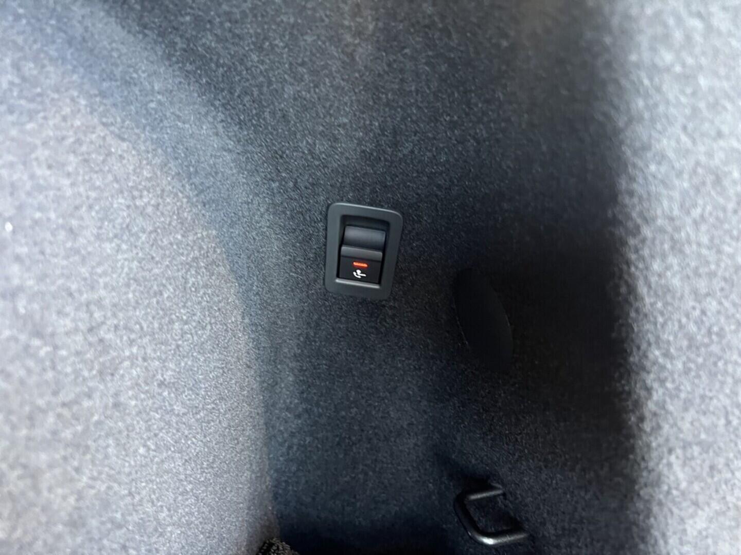 O531001522_18.webp_Q3 SB S line quattro TFSI 195 kW