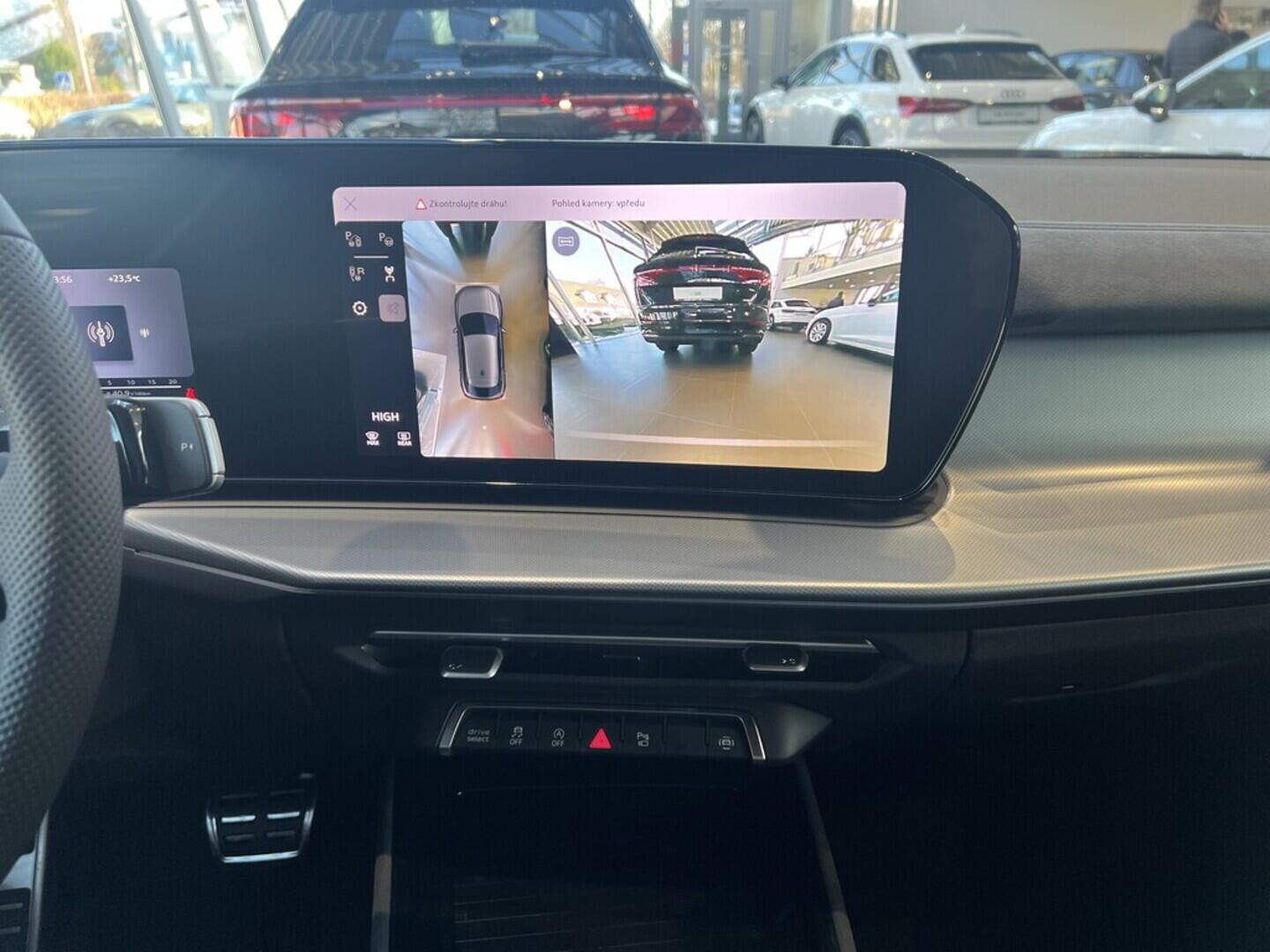 O531001522_21.webp_Q3 SB S line quattro TFSI 195 kW