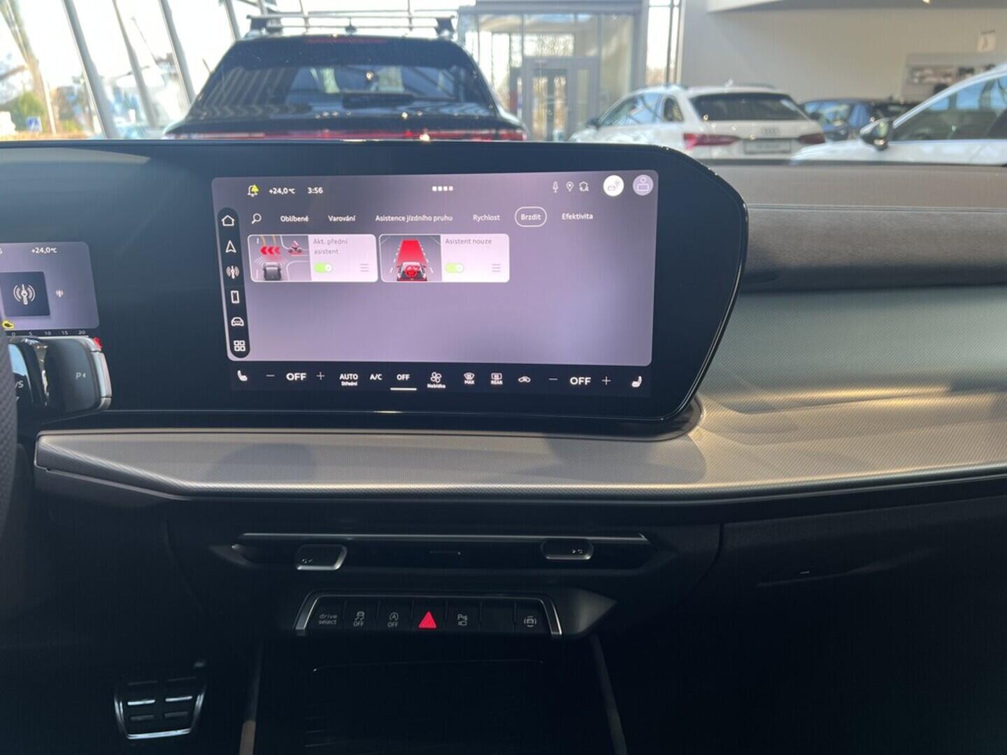 O531001522_25.webp_Q3 SB S line quattro TFSI 195 kW