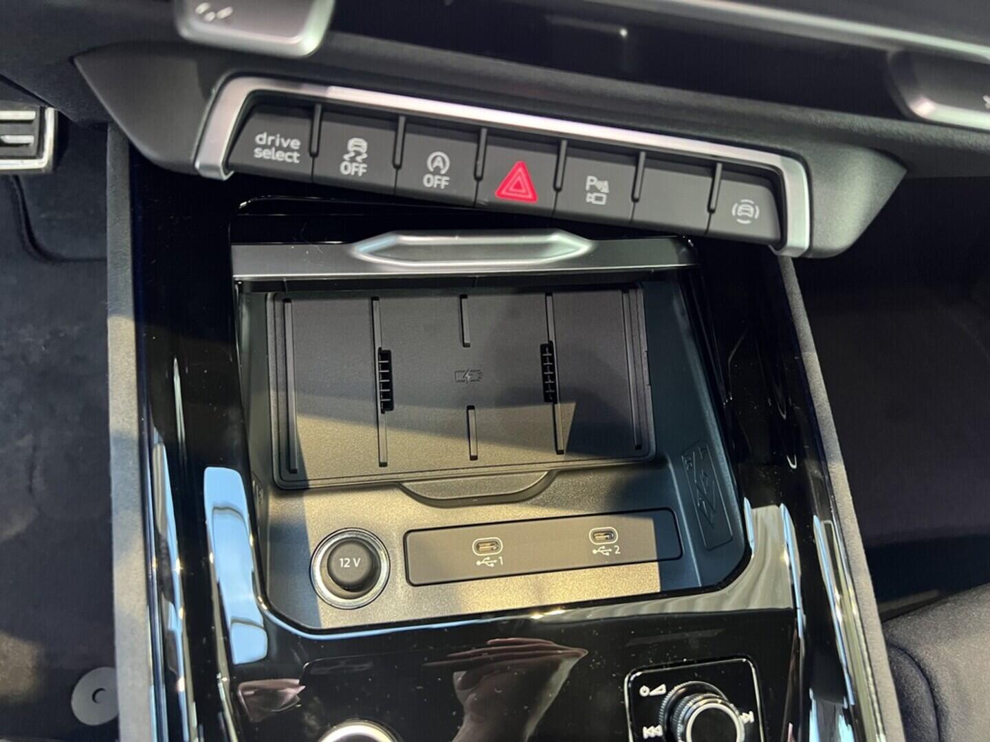 O531001522_31.webp_Q3 SB S line quattro TFSI 195 kW