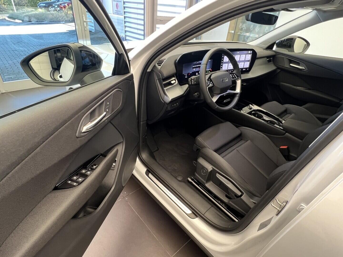 O531001523_27.webp_Q3 quattro TFSI 150 kW