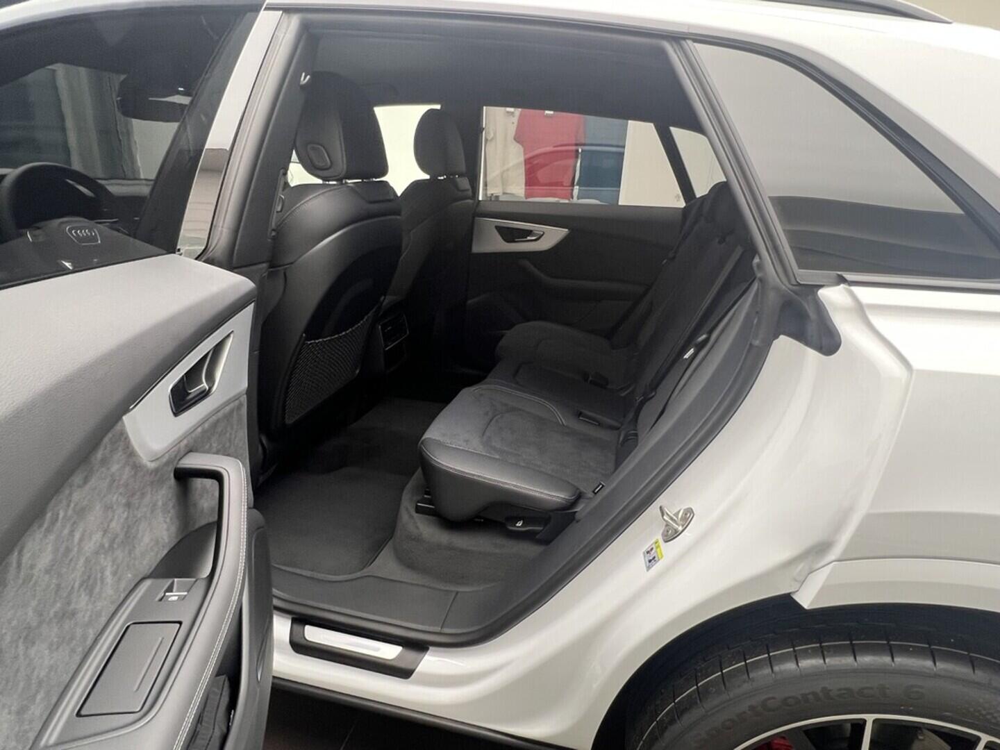 O531001530_16.webp_Q8 TDI quattro 210 kW