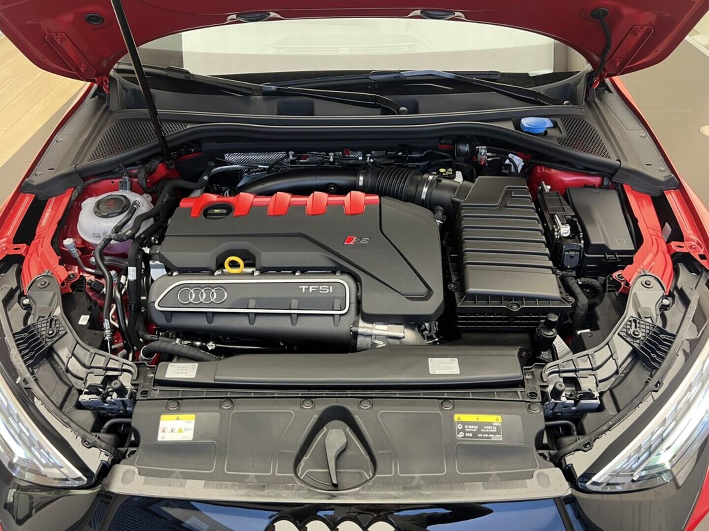 O531001533_20.webp_RS 3 Sportback  294 kW