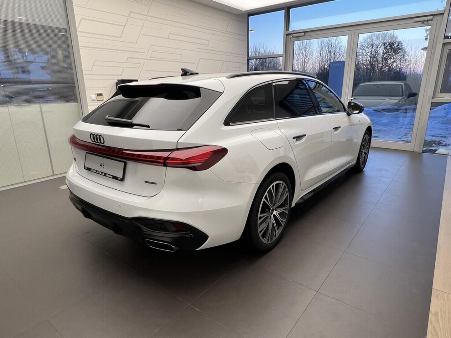 O531001536_12.webp_A5 Avant TFSI quattro 150 kW