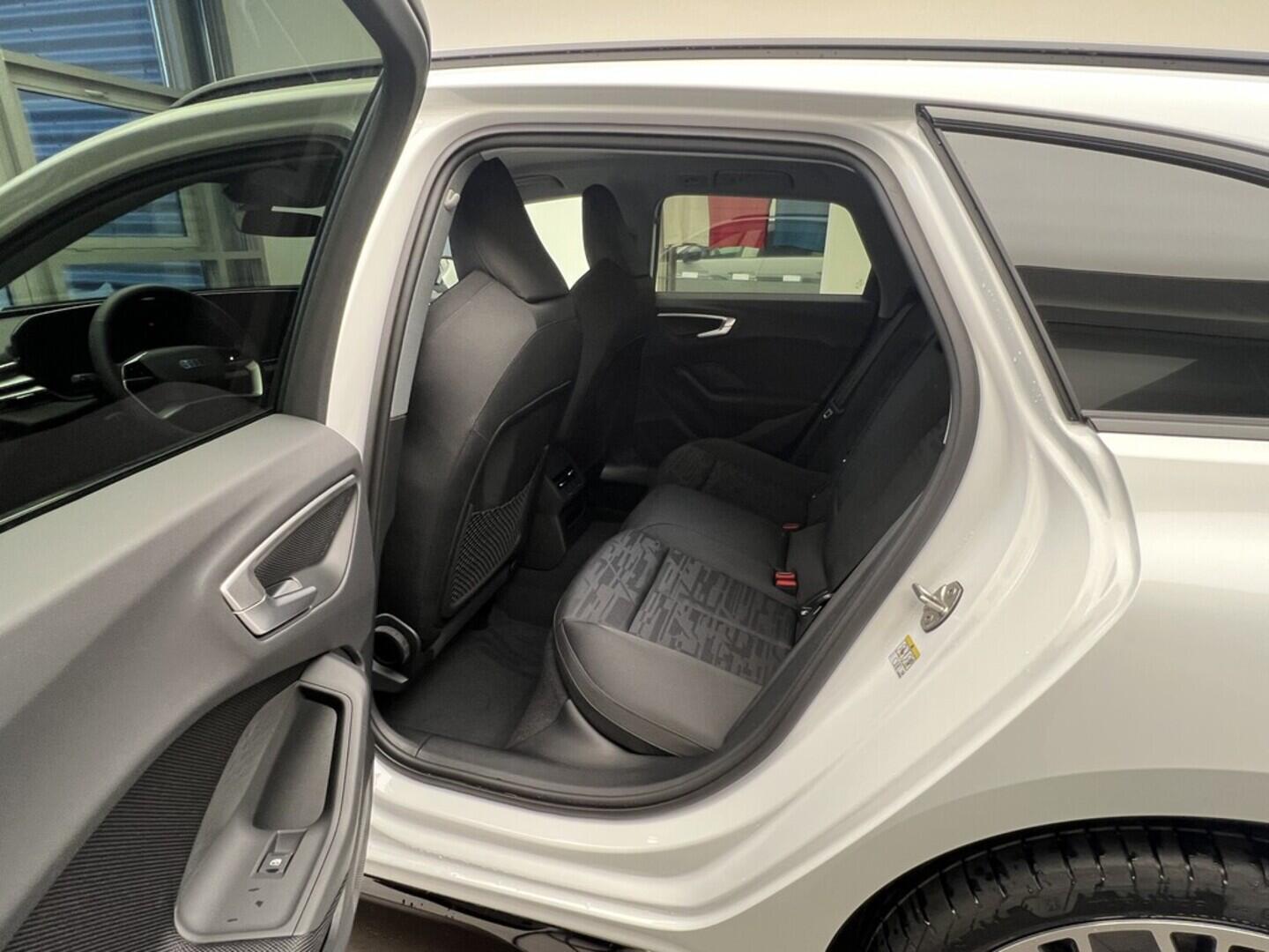 O531001536_16.webp_A5 Avant TFSI quattro 150 kW