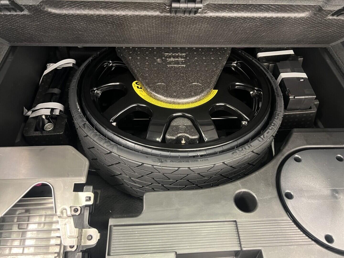 O531001539_19.webp_Q7 SUV S line TDI quattro 210 kW