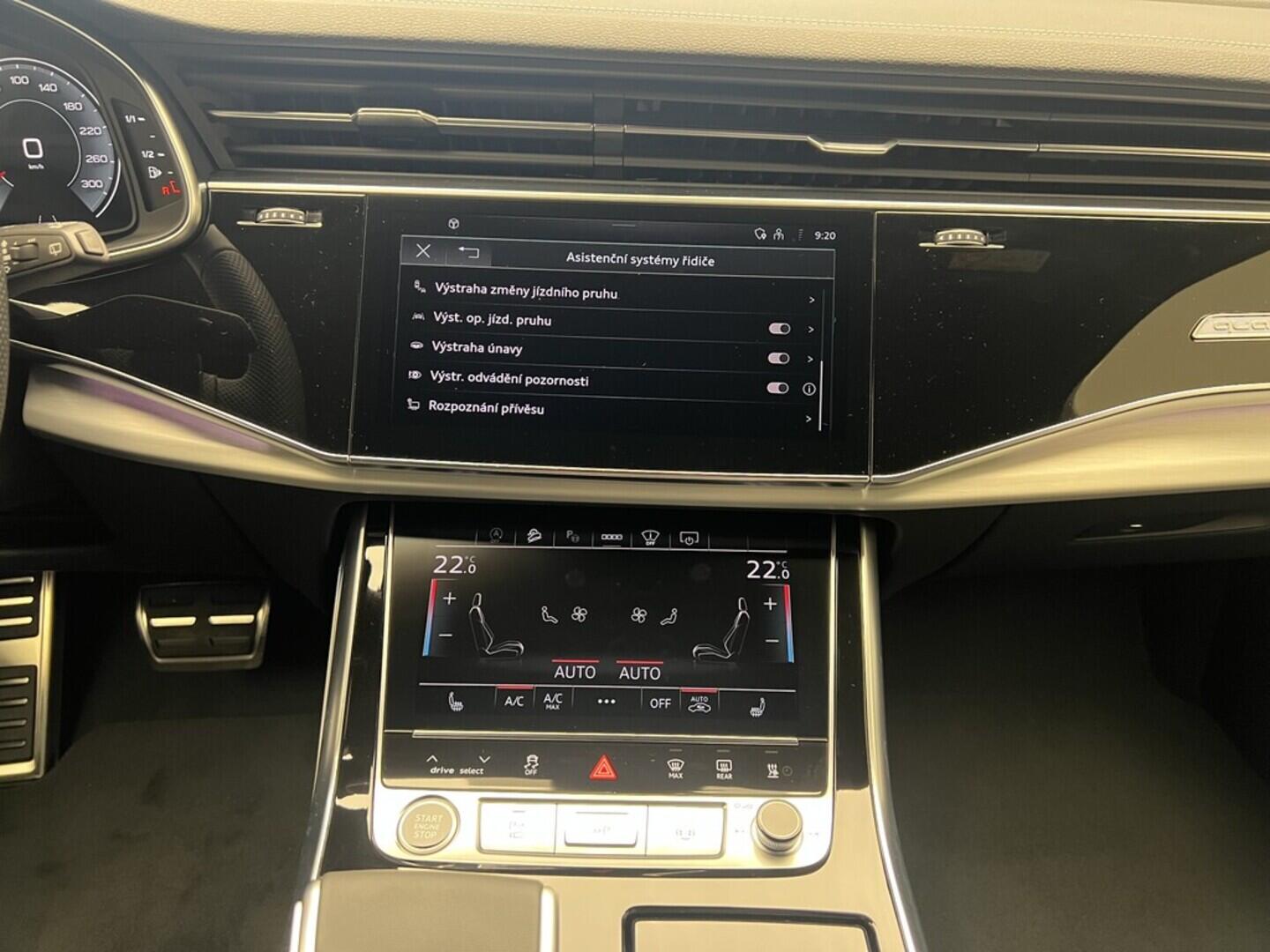 O531001541_22.webp_Q7 SUV S line TDI quattro 210 kW