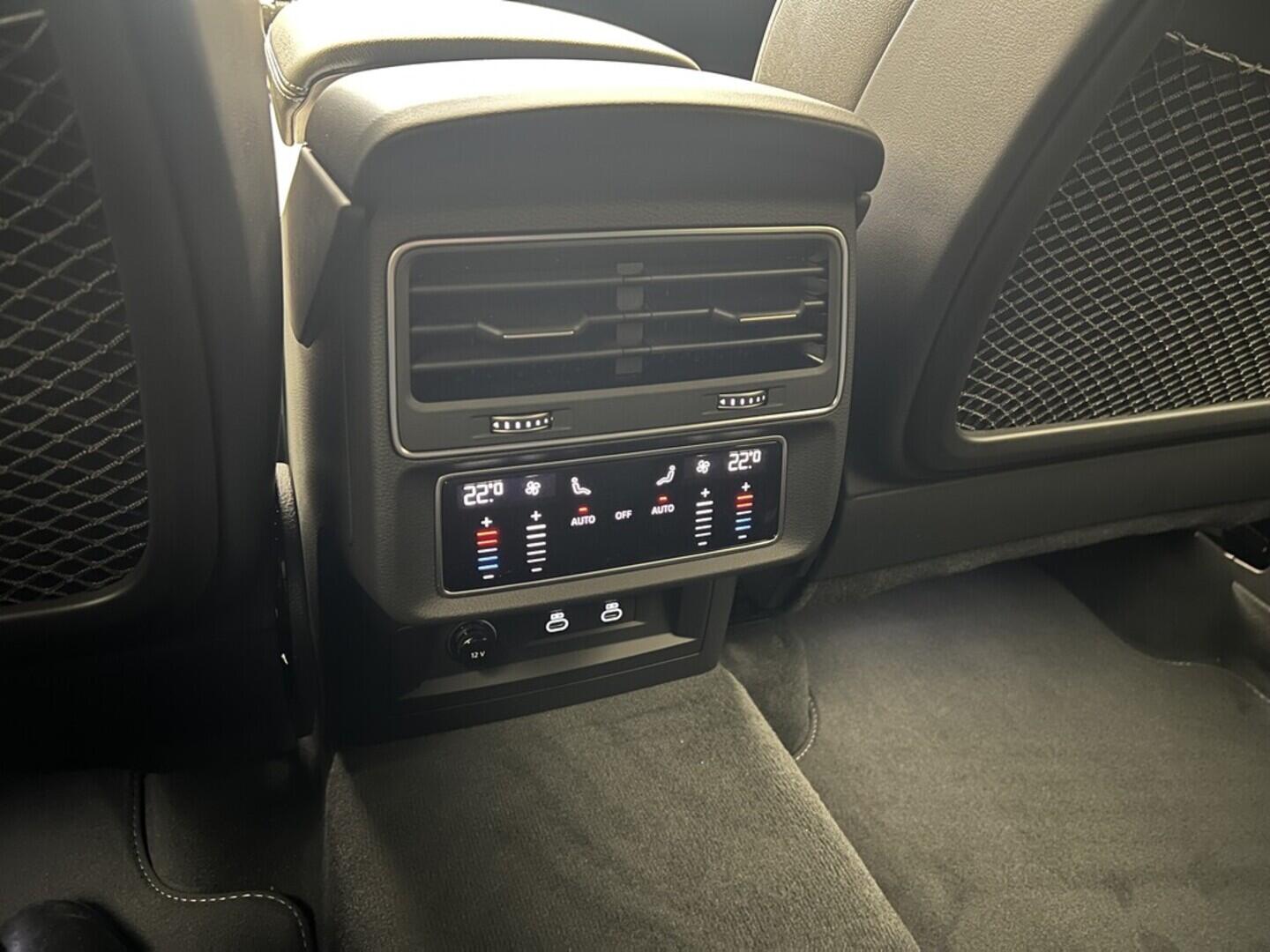 O531001541_26.webp_Q7 SUV S line TDI quattro 210 kW